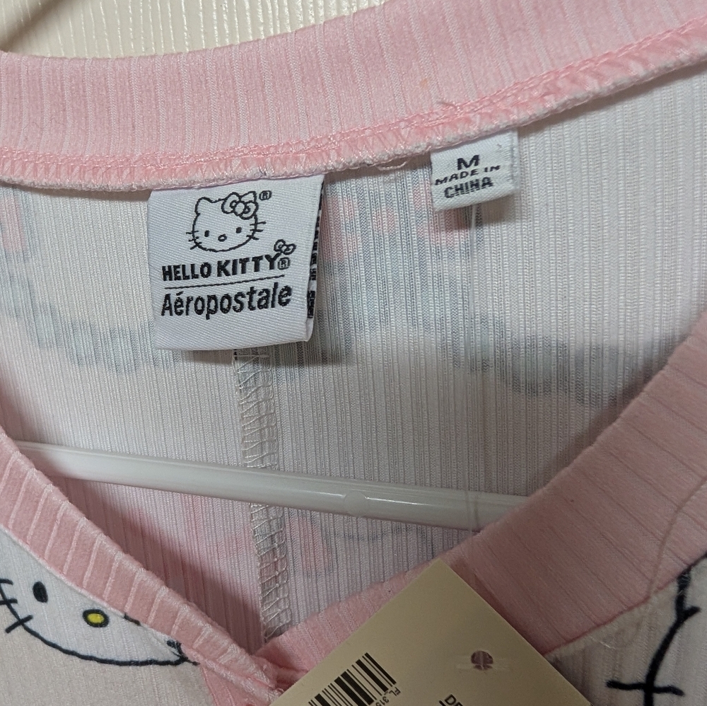 Hello Kitty X Aeropostale Christmas Pajama Romper Medium NWT Holiday Gift Sanrio - Picture 3 of 10